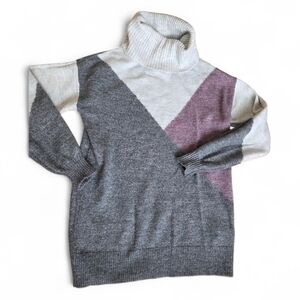 Reitmans Gray & Lavender Colorblock Turtleneck Sweater